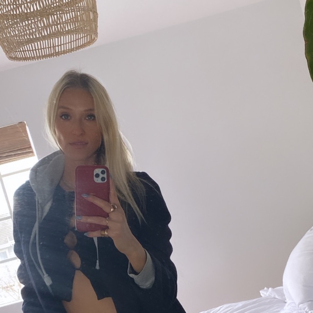 Meet your Posher, Caroline